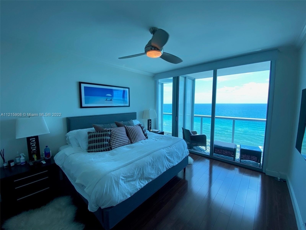 6799 Collins Ave - Photo 3