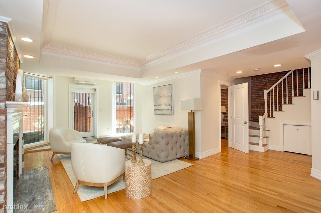 388 Marlborough St - Photo 4