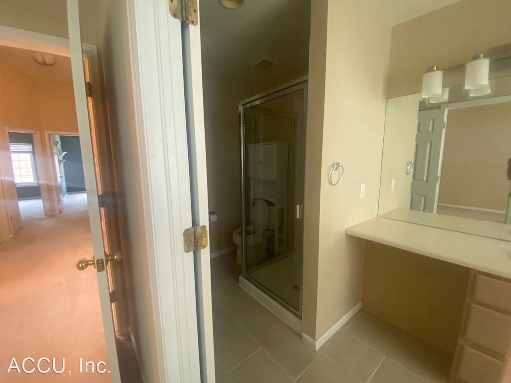 5555 E Briarwood Ave - Photo 10