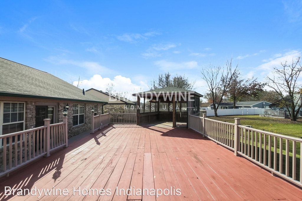 7802 Five Points Rd - Photo 16