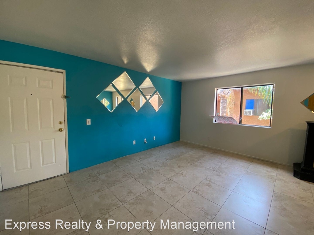 1515 N Sierra Way - Photo 1