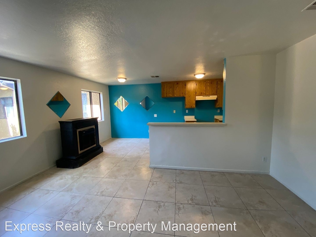 1515 N Sierra Way - Photo 32