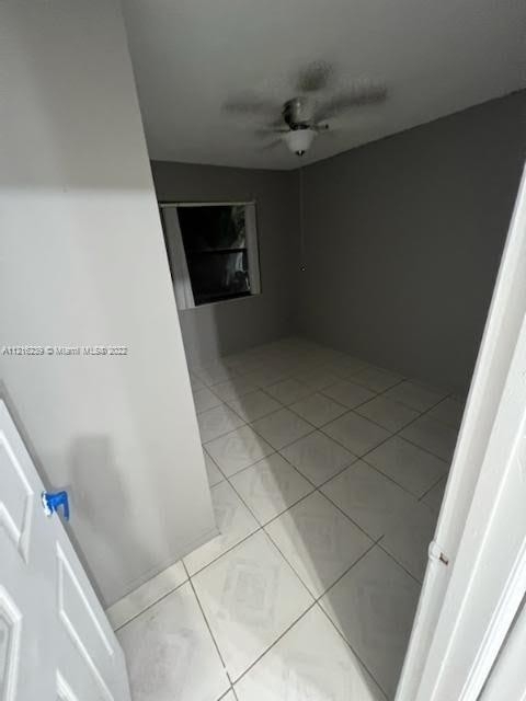 2501 Taylor St - Photo 2