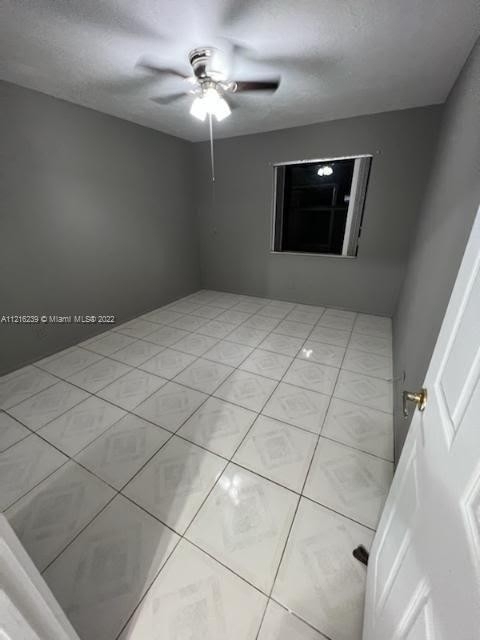 2501 Taylor St - Photo 4