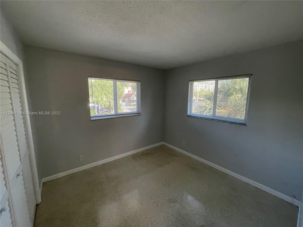 2616 Ne 14 Ave - Photo 6