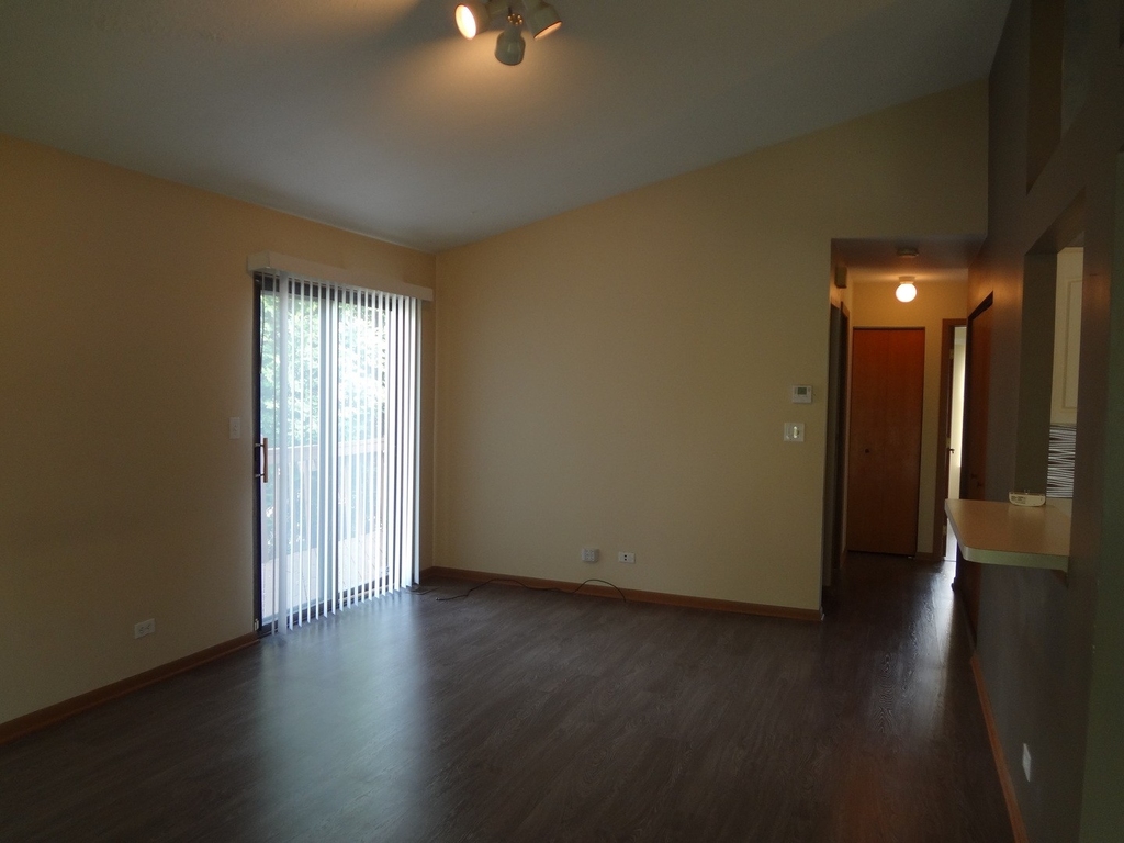 338 Danbury Drive - Photo 2