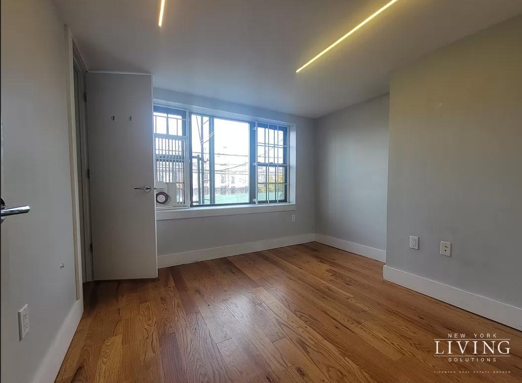 154 Woodward Avenue - Photo 15