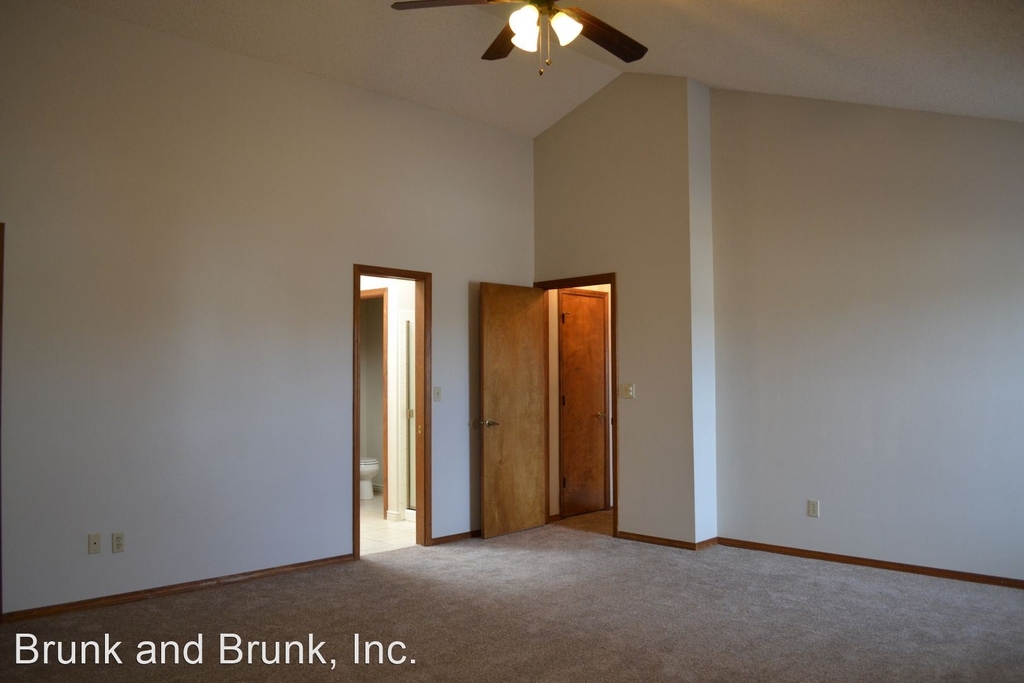 7815 Conifer Drive - Photo 10