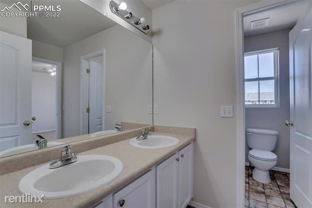 6422 Shimmering Creek Drive - Photo 31