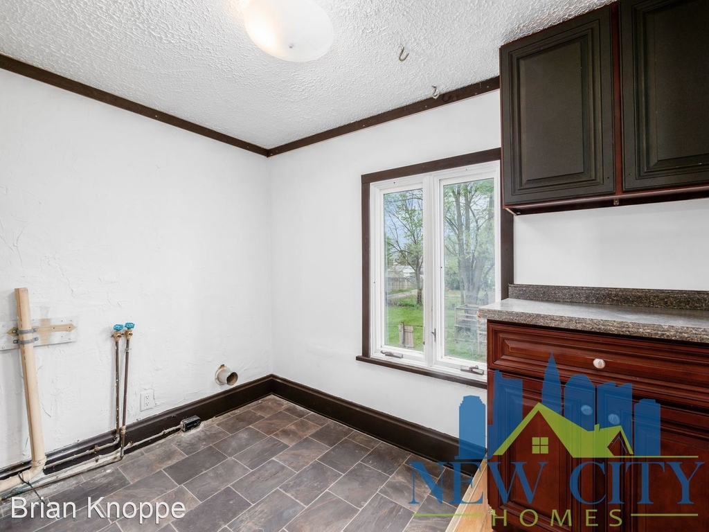 1555 Union Avenue - Photo 12