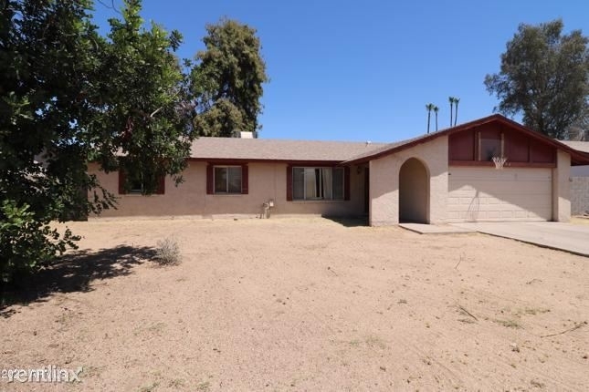 4126 W Desert Cove Avenue - Photo 0