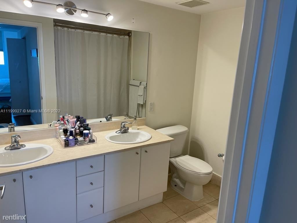 2475 Brickell Ave # 2609 - Photo 7