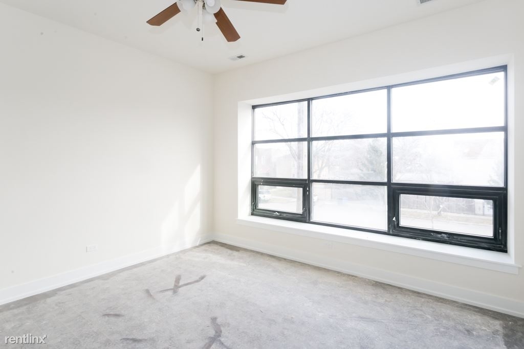 4300 W. Montrose, Unit 5 - Photo 9