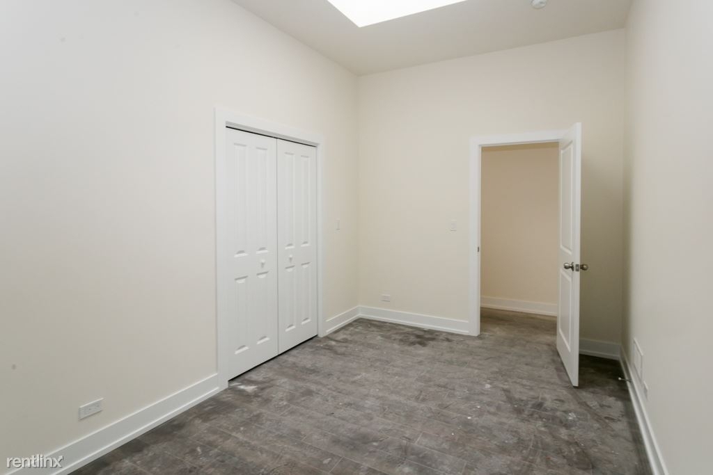 4300 W. Montrose, Unit 5 - Photo 15