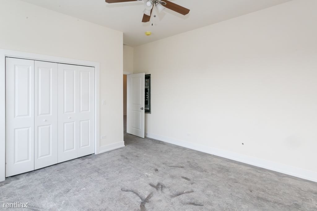 4300 W. Montrose, Unit 5 - Photo 11