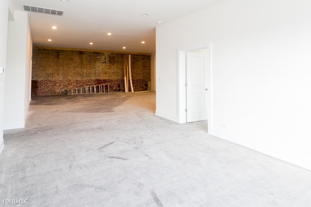 4300 W. Montrose, Unit 5 - Photo 8