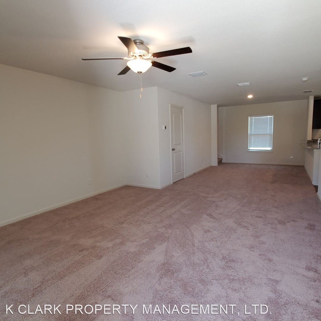 11026 Chatham Court - Photo 2