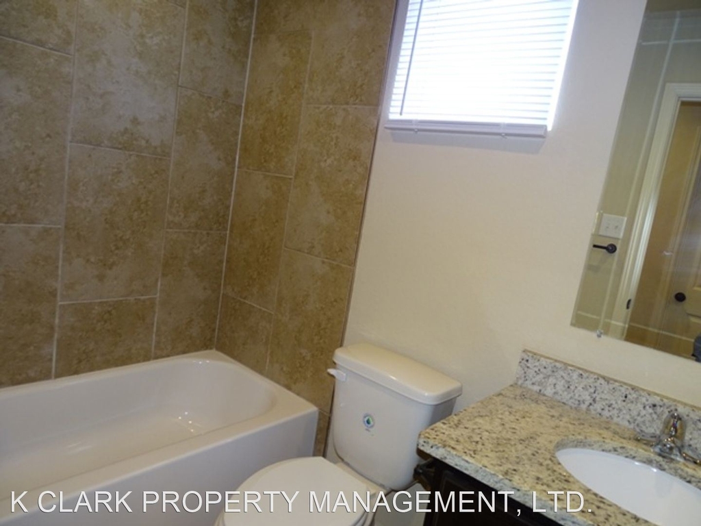 7054 Lakeview Dr #101 - Photo 42