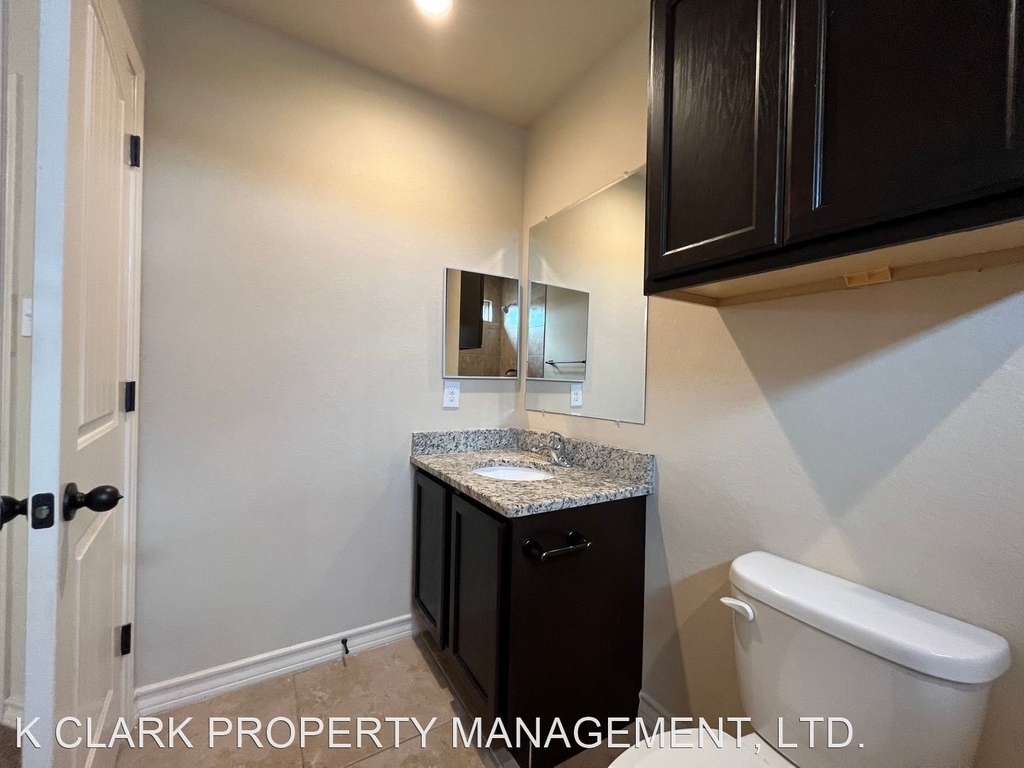 7010 Donovan Way #103 - Photo 20