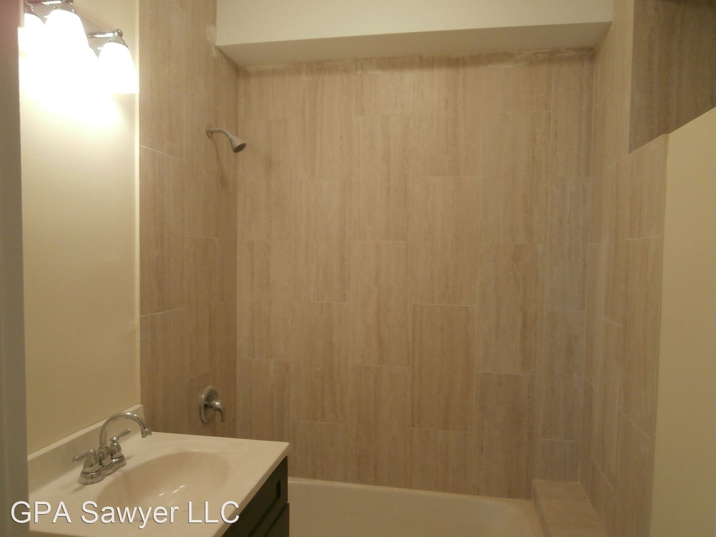 5001 N Sawyer - Photo 4