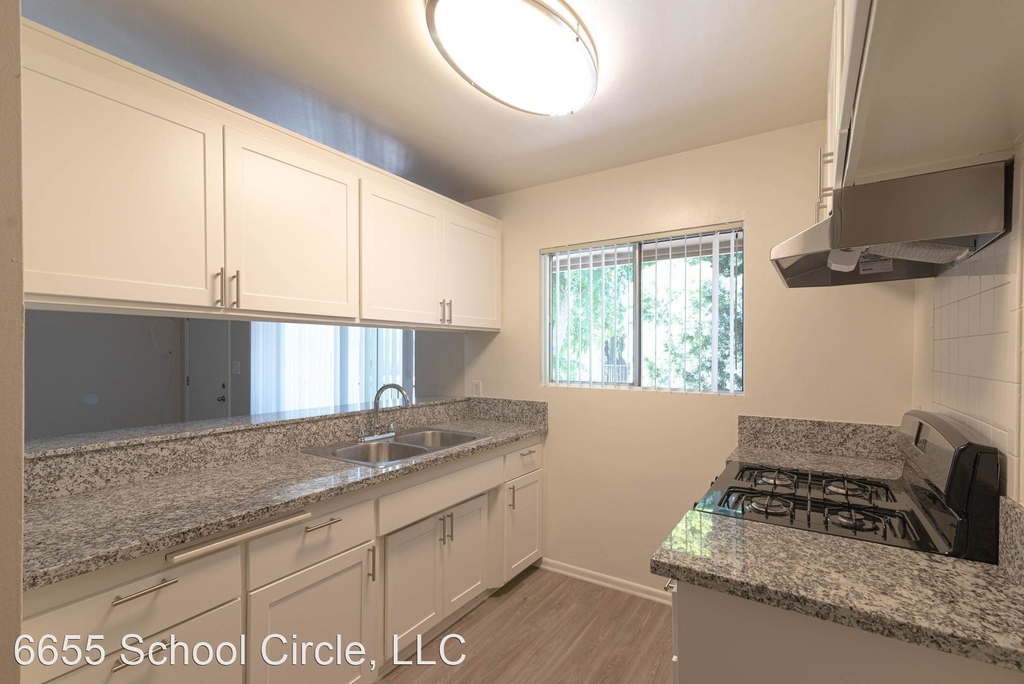 6655 School Circle Dr - Photo 0