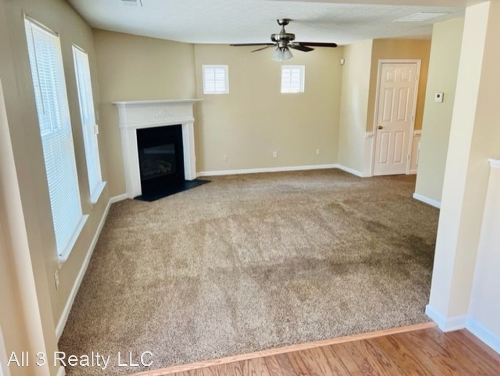 162 Topaz Drive - Photo 2