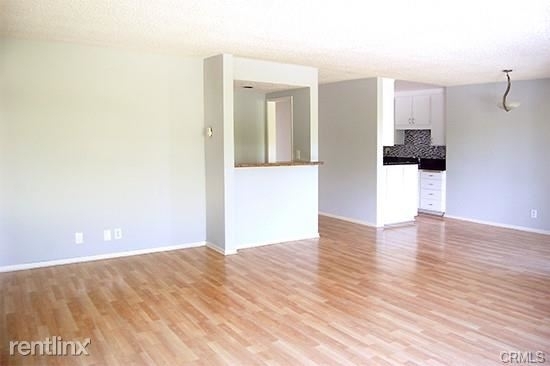 811 6th St Apt 306 - Photo 5