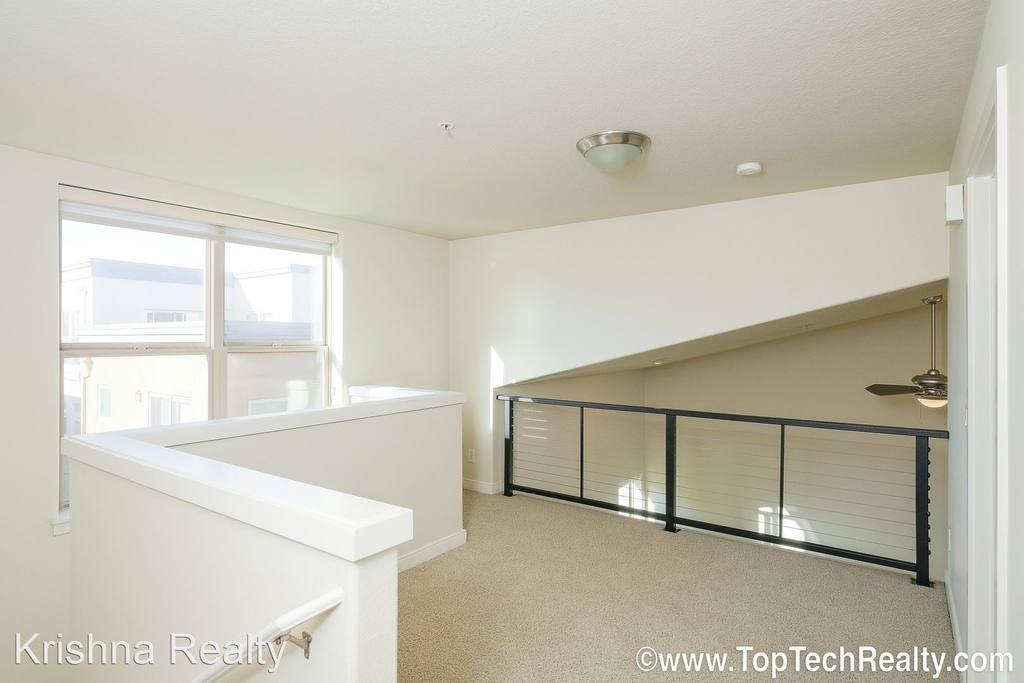 6249 Ne Carillion Dr. Unit 201 - Photo 9