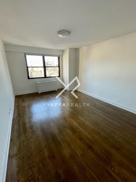 145 East 16th Street - Photo 4