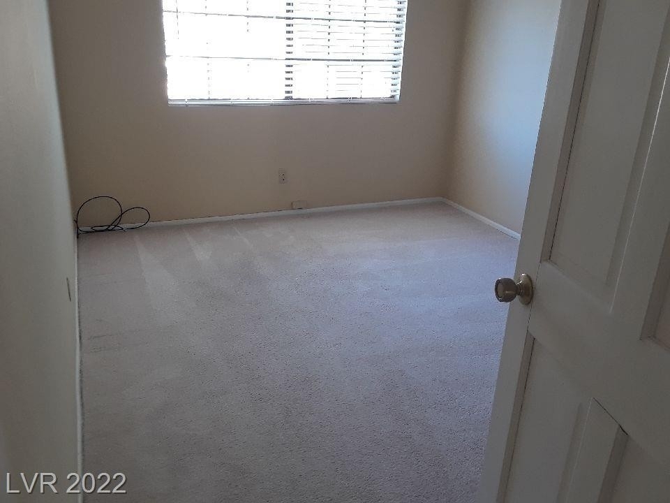 9025 Crystal Glass Drive - Photo 10