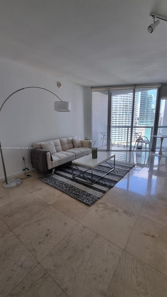 475 Brickell Av - Photo 4