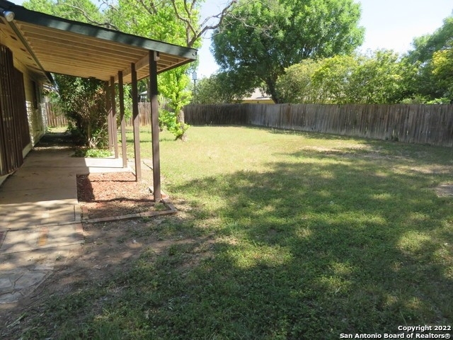 8203 Meadow Swan St - Photo 24