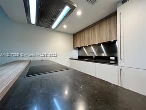 1000 Brickell Plz Unit 1904 - Photo 2