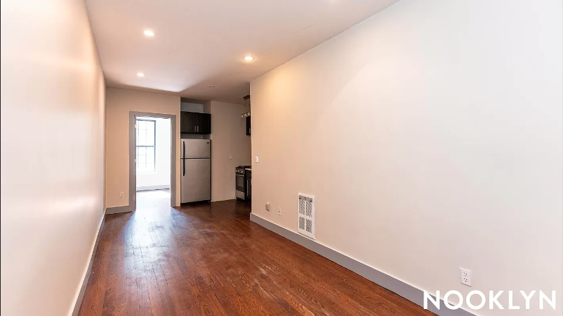 1357 Hancock Street - Photo 2