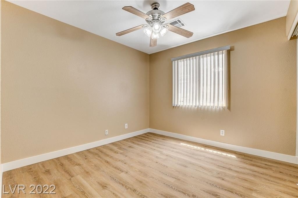 7800 Olympus Avenue - Photo 18