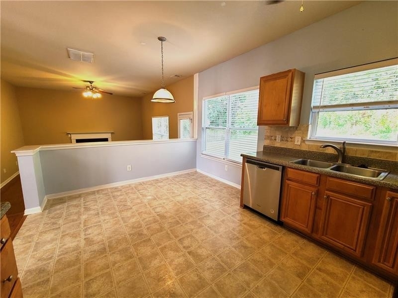 1270 Mount Laurel Place - Photo 2