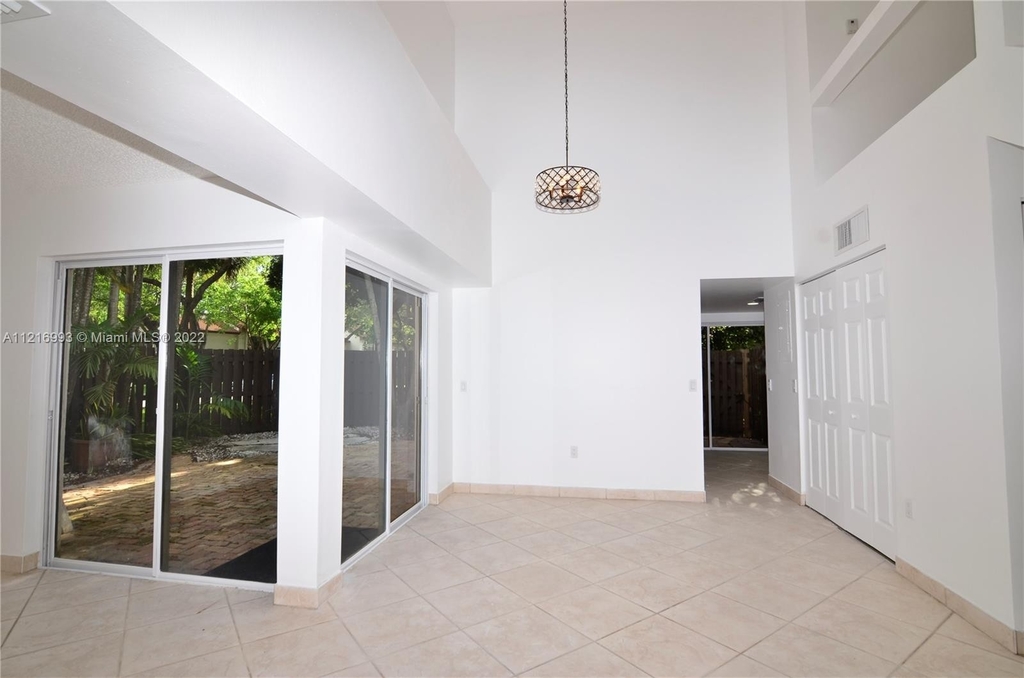 13224 Sw 111th Ter - Photo 6