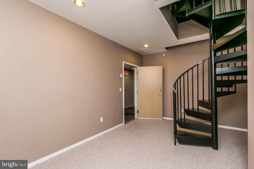 1211 Light Street - Photo 22