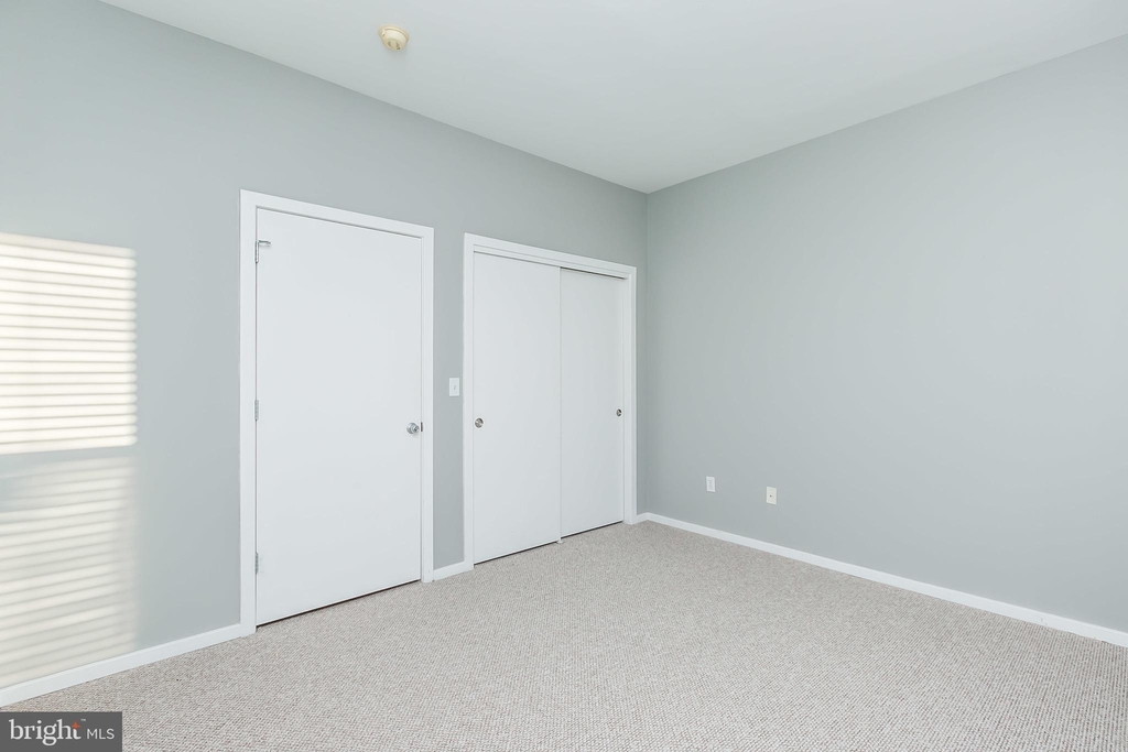 1211 Light Street - Photo 15