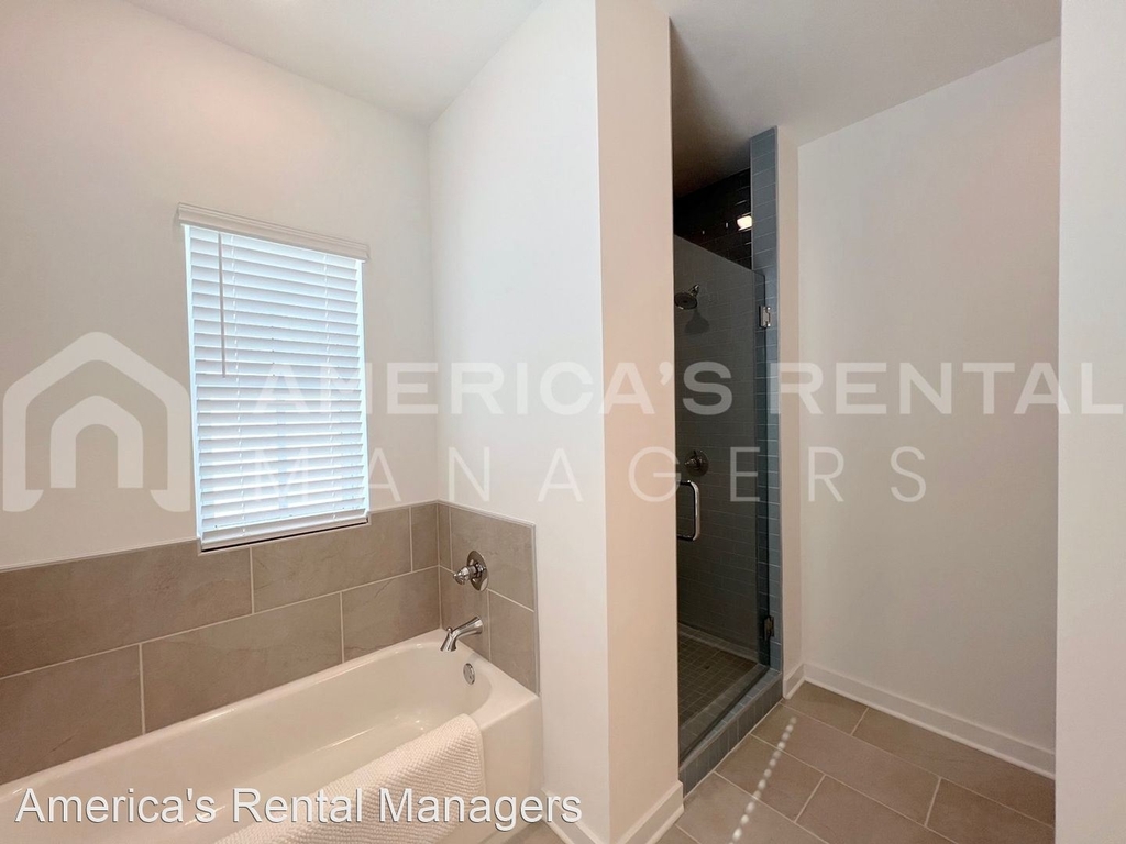 4672 Casablanca Drive - Photo 27