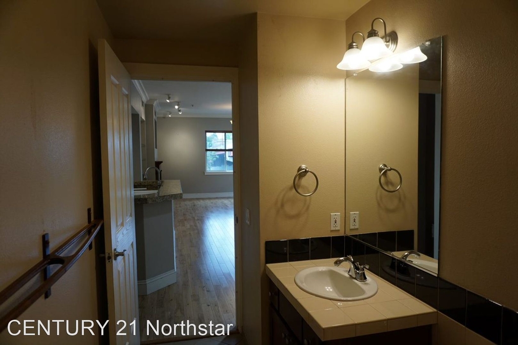 196 Se Spokane St., #410 - Photo 14