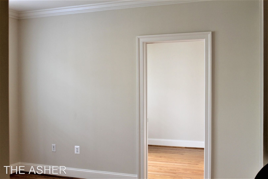 2110 19th Street, Nw - Photo 4