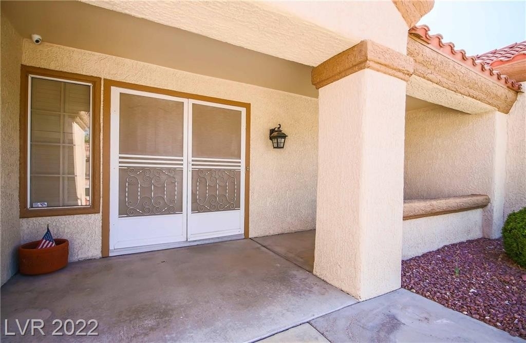 2400 Desert Glen Drive - Photo 5