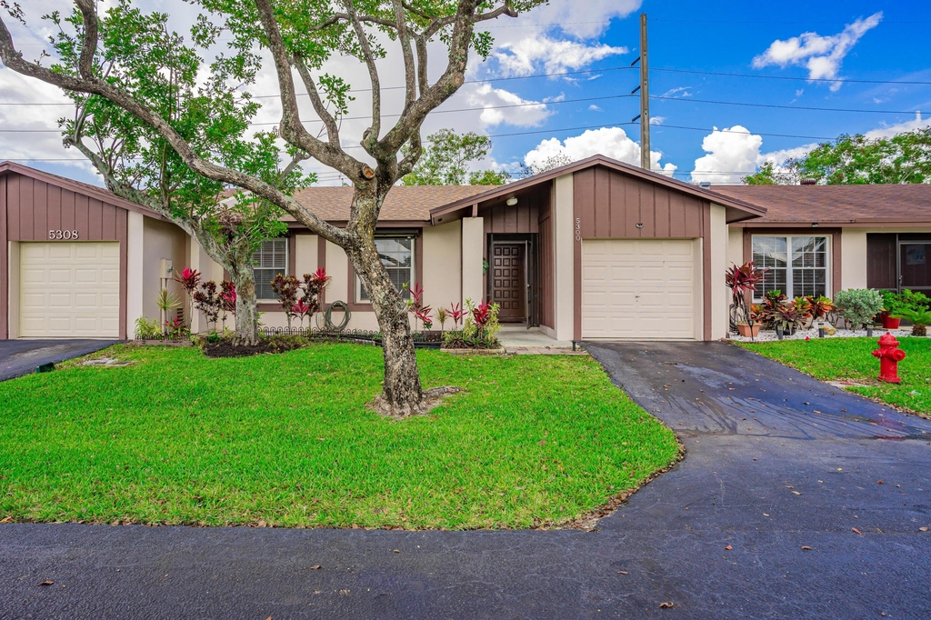 5300 Breadfruit Circle - Photo 26