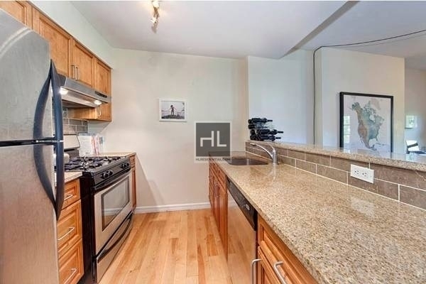 118 Dean Street - Photo 1