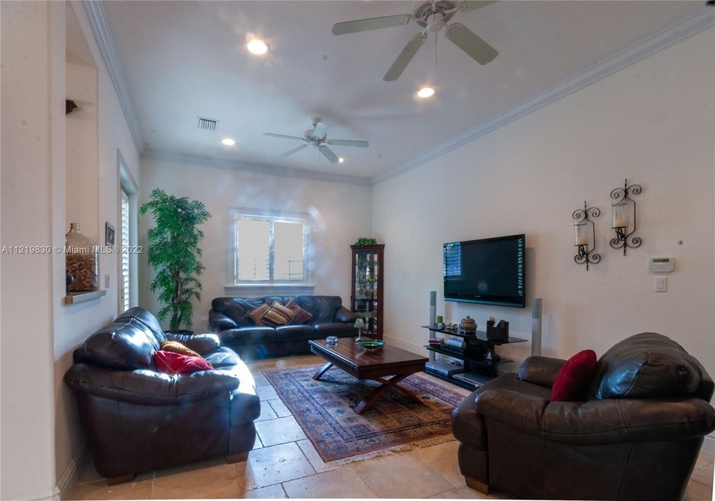 10130 Sw 75 Pl - Photo 12