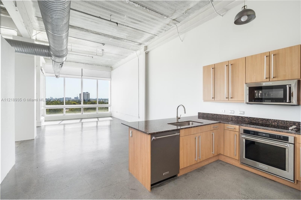 8101 Biscayne Blvd - Photo 1