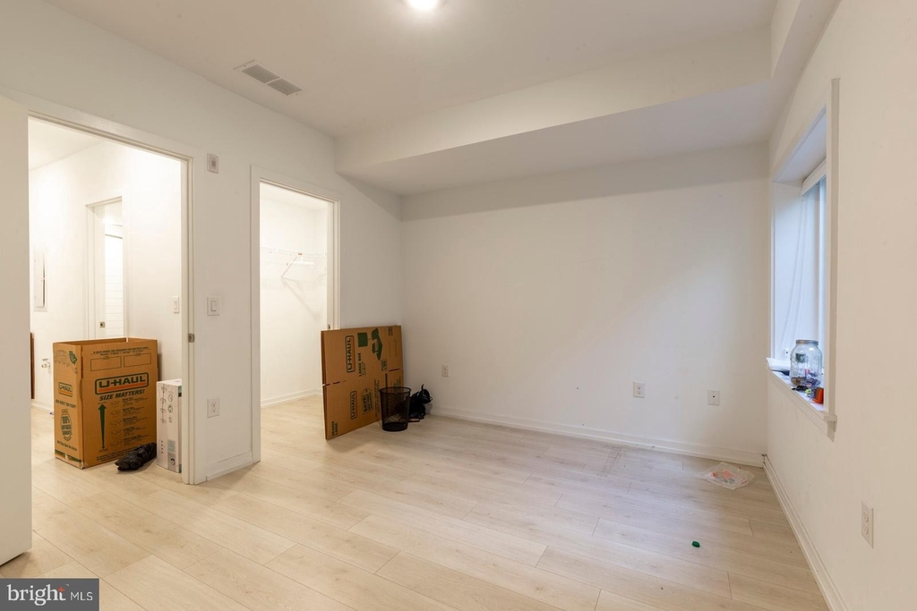 1229 N 27th Street - Photo 6