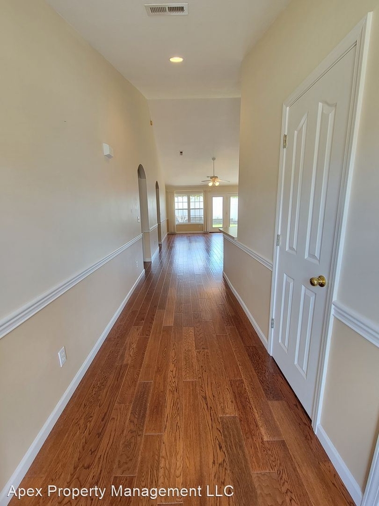 1016 Silver Creek Lane - Photo 1