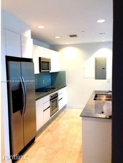 1050 Brickell Ave Apt 222 - Photo 17